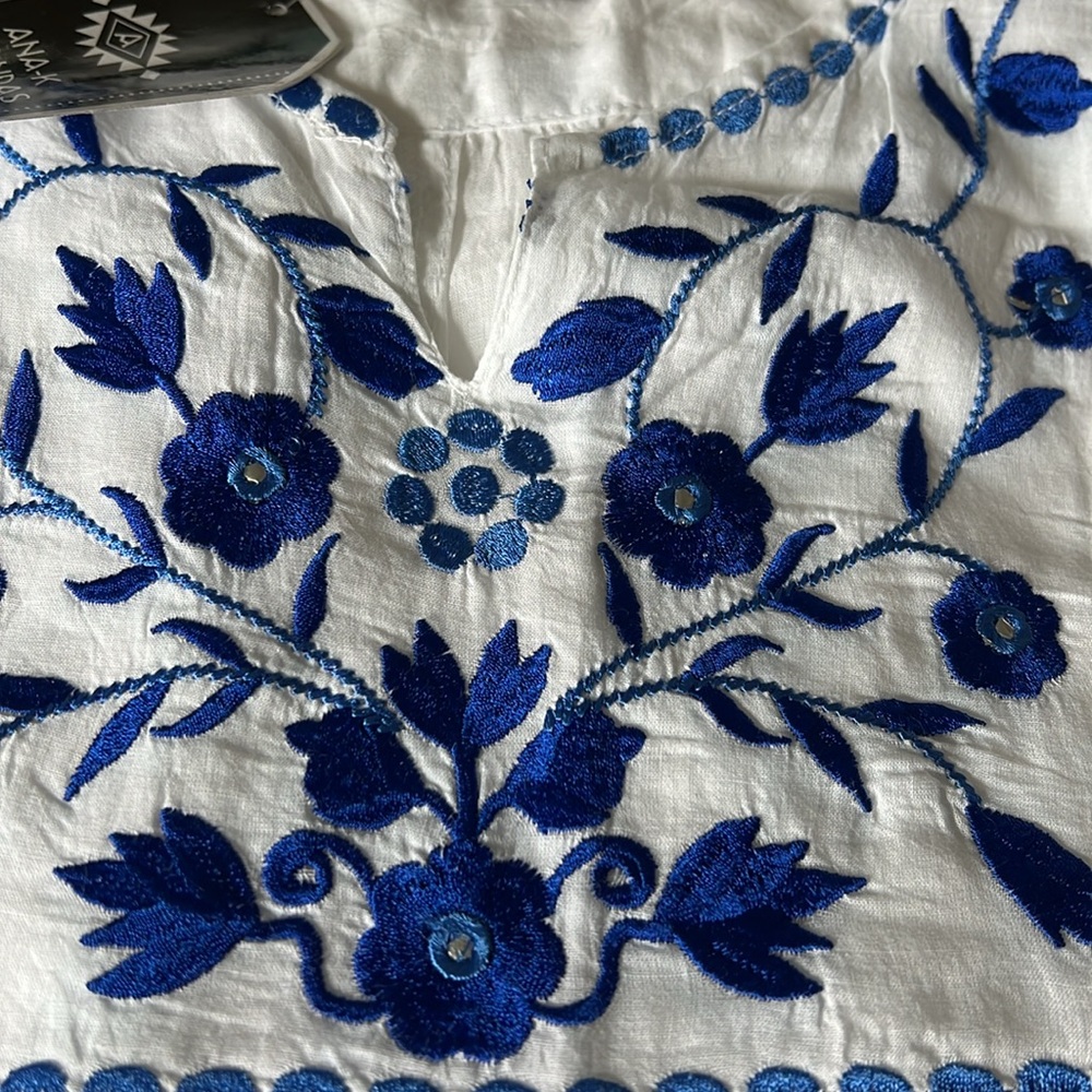 NWT XL white embroidered cap sleeve top - Picture 6 of 7